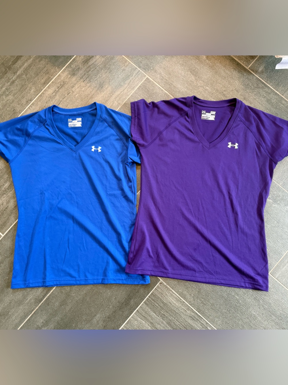 Under Armour Women’s V-Neck semi-fitted Performance Tees - Blue & Purple size S
